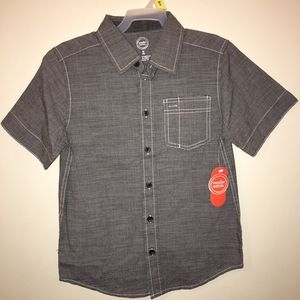 Boys M button down shirt sleeve shirt